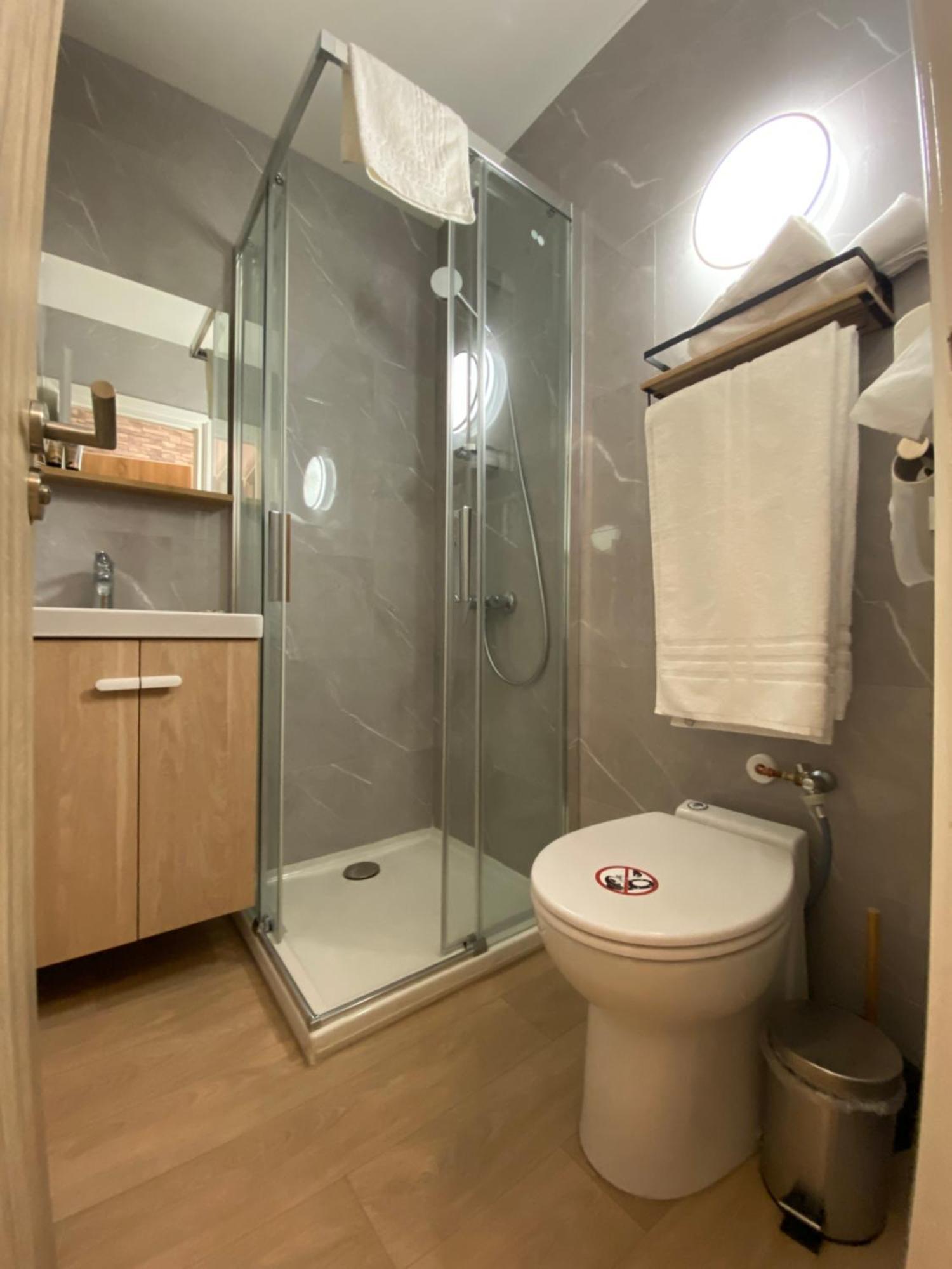 Studios & Chambres Aux Portes De Geneve Saint-Julien-en-Genevois Eksteriør billede