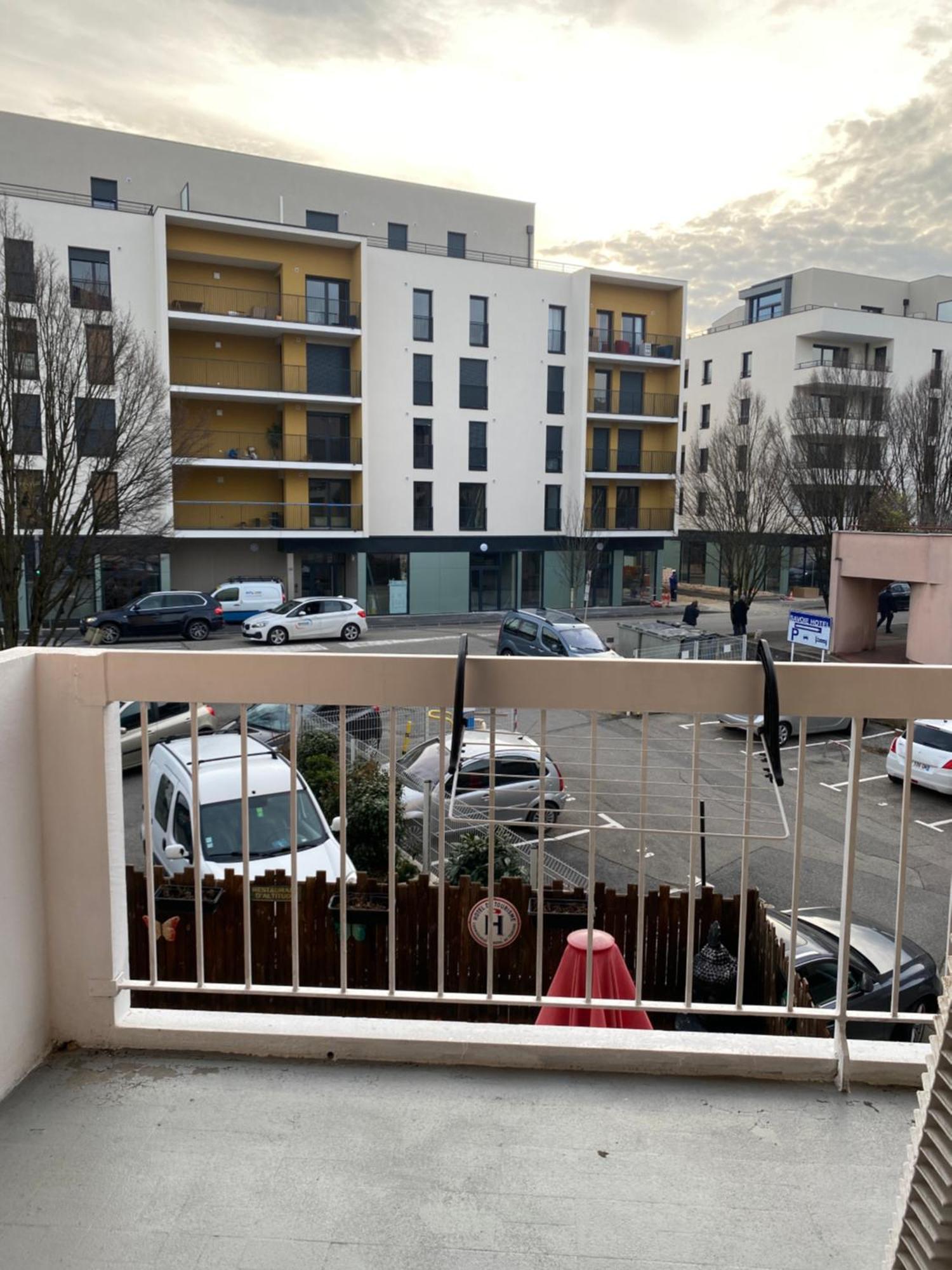 Studios & Chambres Aux Portes De Geneve Saint-Julien-en-Genevois Eksteriør billede