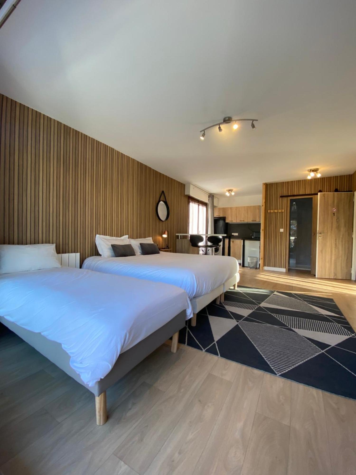 Studios & Chambres Aux Portes De Geneve Saint-Julien-en-Genevois Eksteriør billede